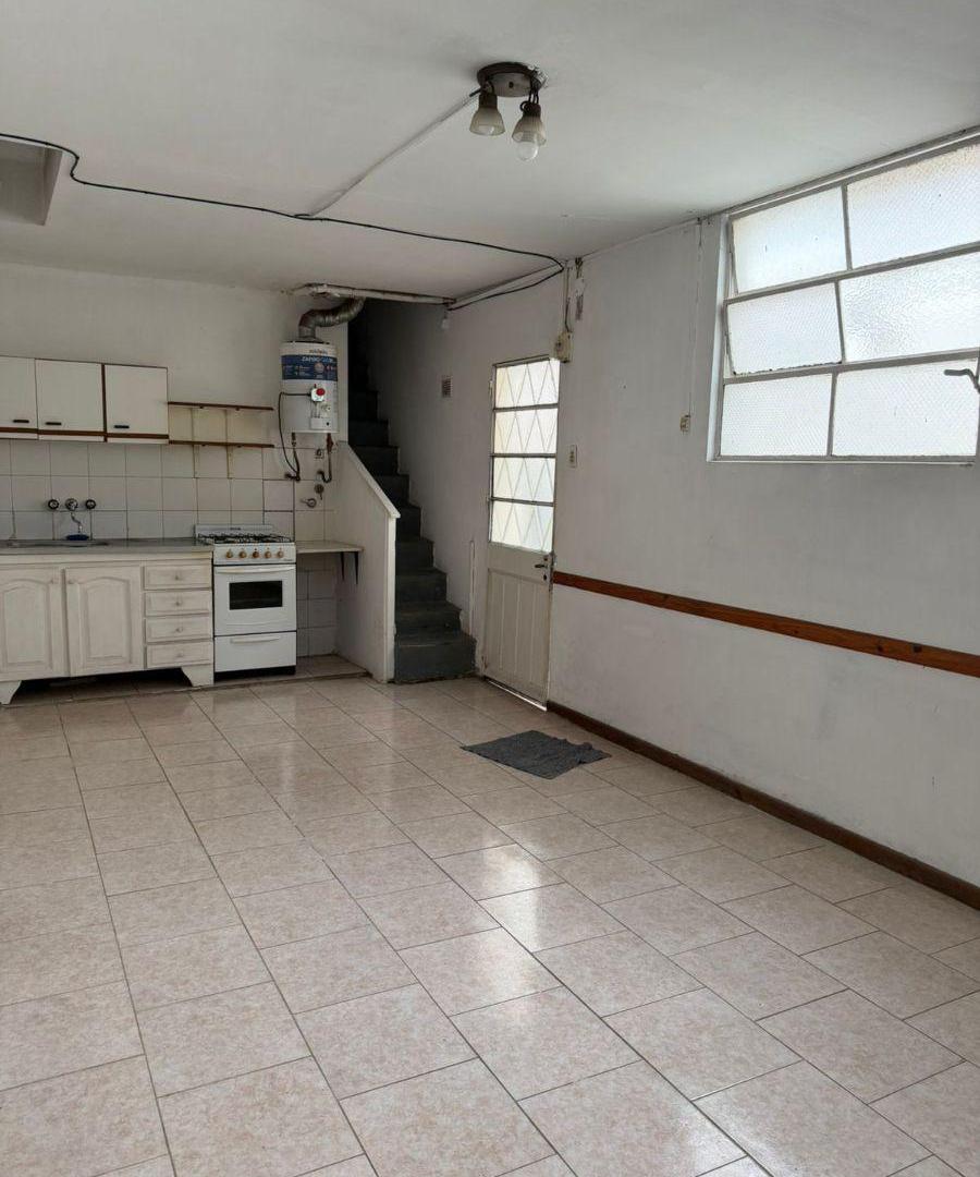 Foto de PH 2 AMBIENTES EN ALUILER LOMAS, imagen 1