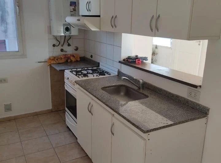 ALQUILER DEPARTAMENTO EN ALBERDI 2 DORMITORIOS 4