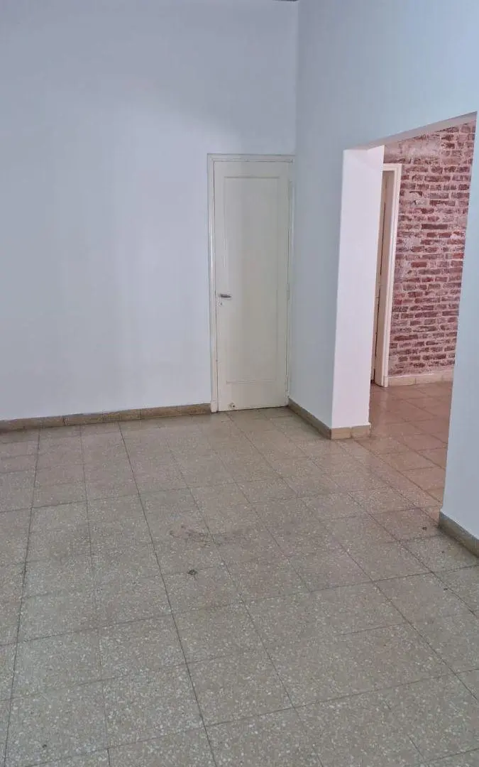 ALQUILER CASA EN BARRIO CENTRO 3