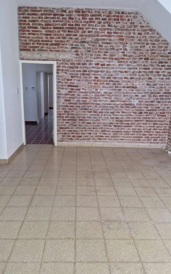 ALQUILER CASA EN BARRIO CENTRO 2