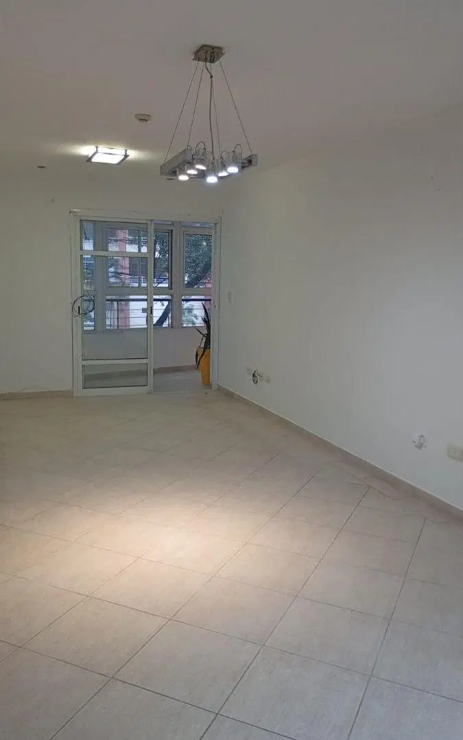 Excelente departamento con pileta en pleno centro de resistencia 2