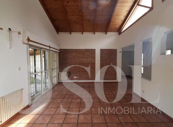 Casa 3 dormitorios en venta Barrio Manzanar - Cipolletti - 24 mts de frente 5