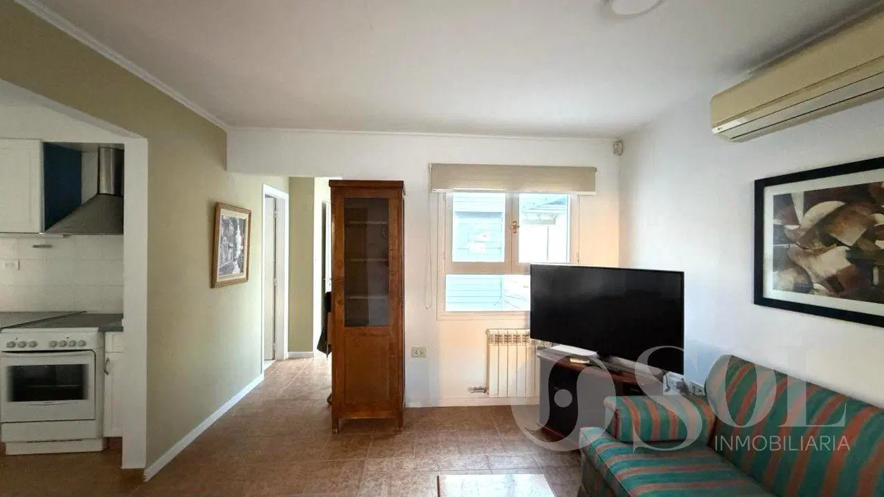 En alquiler casa para vivienda/comercio 2/3 dormitorios - B° Manzanar - Cipolletti 2