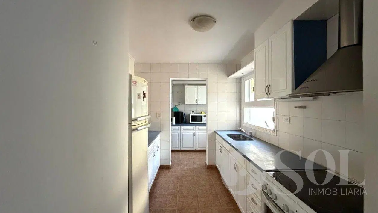 En alquiler casa para vivienda/comercio 2/3 dormitorios - B° Manzanar - Cipolletti 3