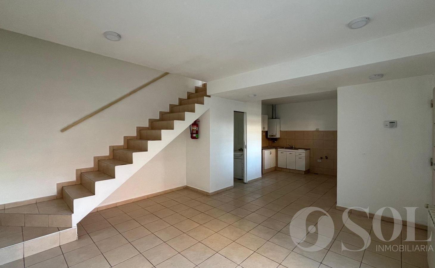 Foto de En alquiler dúplex 2 dormitorios en Barrio Alaniz - Cipolletti Centro, imagen 4