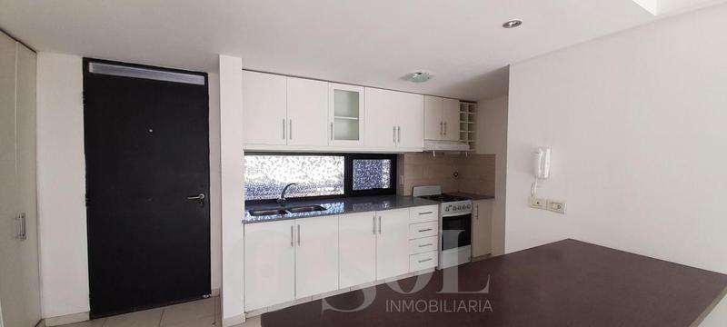 Foto de En Alquiler Triplex 3 dormitorios, imagen 3