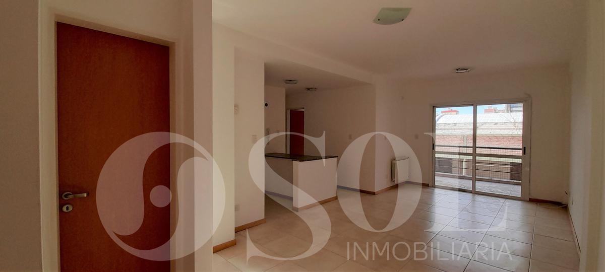 Foto de Alquiler por 6 meses - Departamento 2 dormitorios y cochera sin muebles, imagen 1