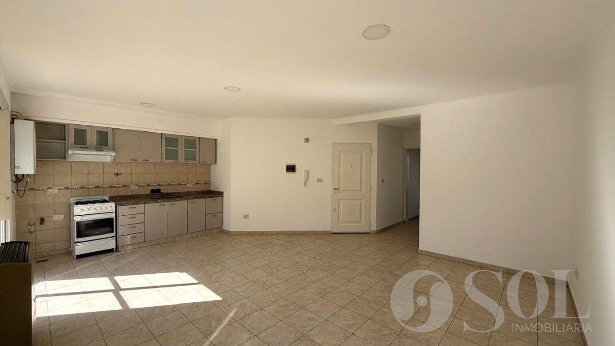Foto de En alquiler Departamento 1 dormitorio con gastos incluidos - Cipolletti, imagen 5