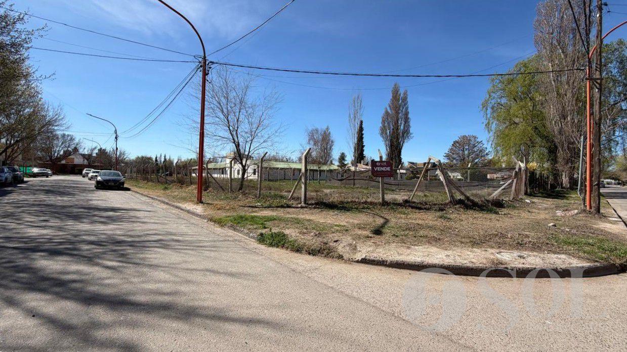 Foto de En venta terreno B° Parque - VIVIENDA MULTIPLE - Cipolletti, imagen 2