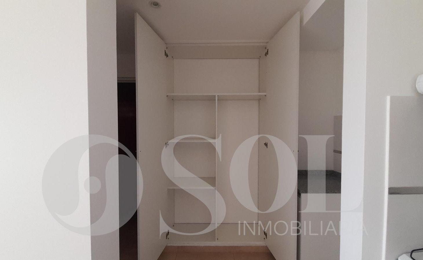 Foto de En alquiler Departamento 1 dormitorio con cochera - B° Parque, imagen 2