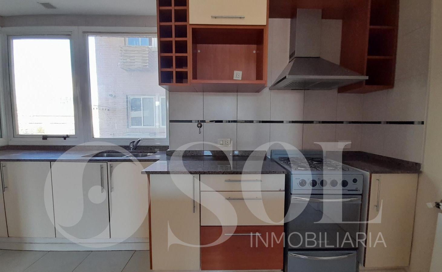 Foto de En alquiler departamento 1 dormitorio con cochera - Cipolletti Centro, imagen 5