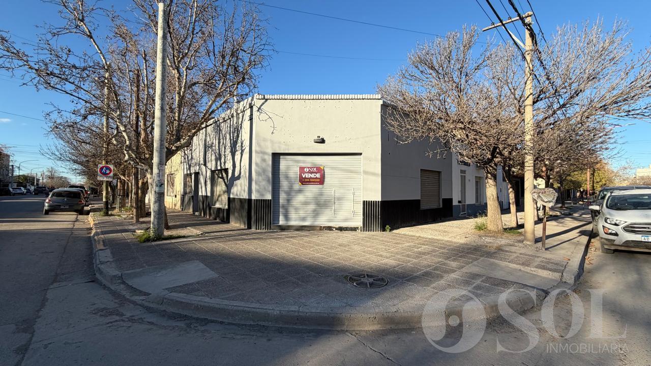 Foto de En venta Local 90 m2 sobre calle 9 de Julio - Cipolletti, imagen 2