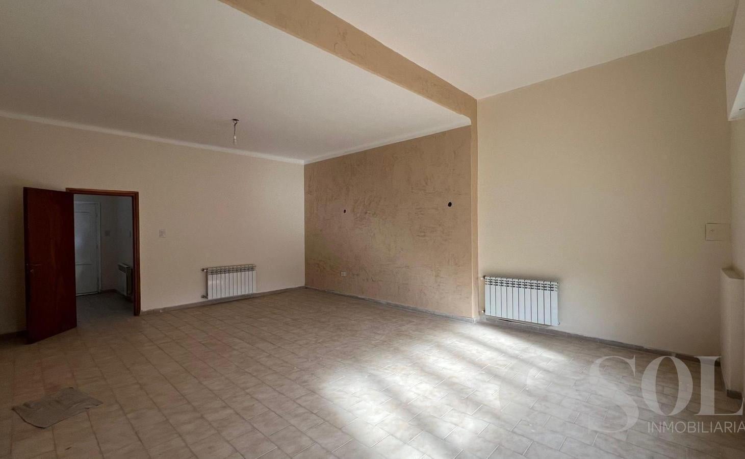 Foto de Casa con destino comercial - Cipolletti Centro, imagen 3