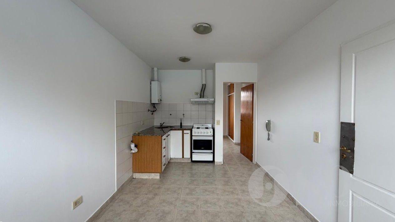 Foto de En alquiler departamento 1 dormitorio - Cipolletti Centro, imagen 1