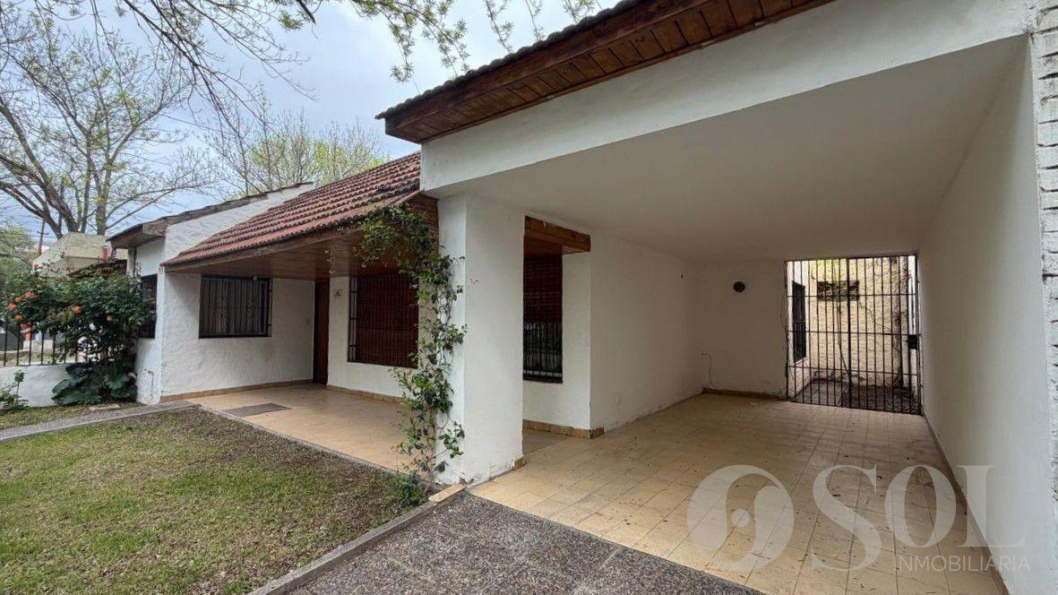 Foto de En venta casa 3 dormitorios - B° Manzanar - Cipolletti, imagen 3