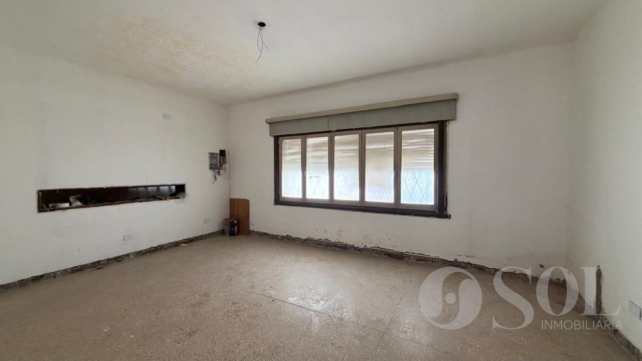 Foto de En alquiler Casa destino comercial 5/6 ambientes - Cipolletti Centro, imagen 4