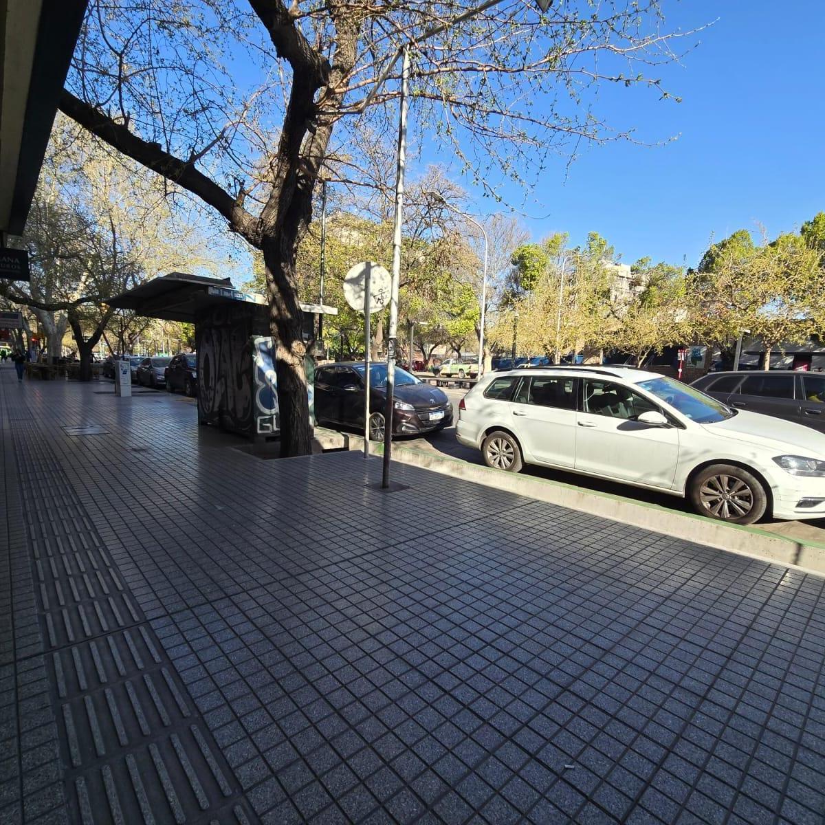 Oficina en Ciudad 4