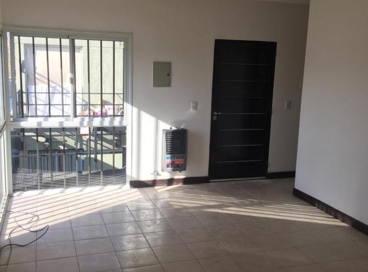Departamento en  calle Urquiza Guaymallén 3