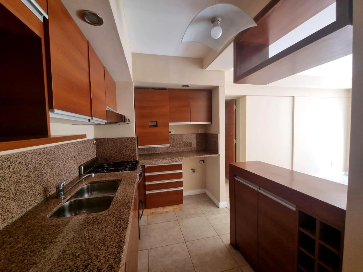 Foto de VENTA DEPARTAMENTO 2 HABITACIONES BOMBAL, imagen 5