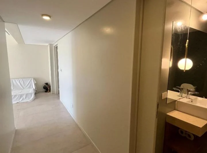 Excelente 3 Ambientes con cochera. Edificio Full Amenities. 4