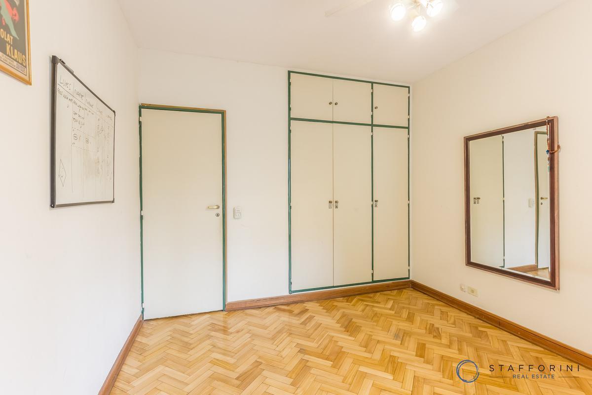 Departamento de 5 Ambientes 2 Baños Completos, Cochera Baulera - Seguridad 24hs - Venta en Retiro 5