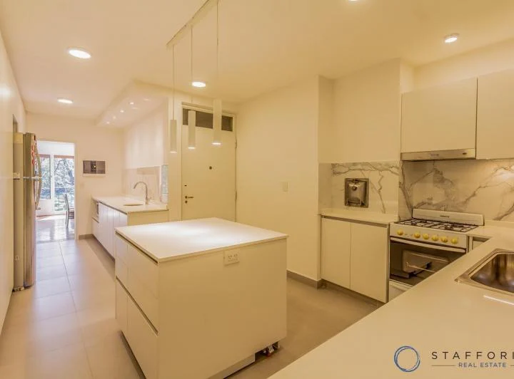 Departamento reciclado de 5 Ambientes en Venta – Retiro, Plaza Libertad 5