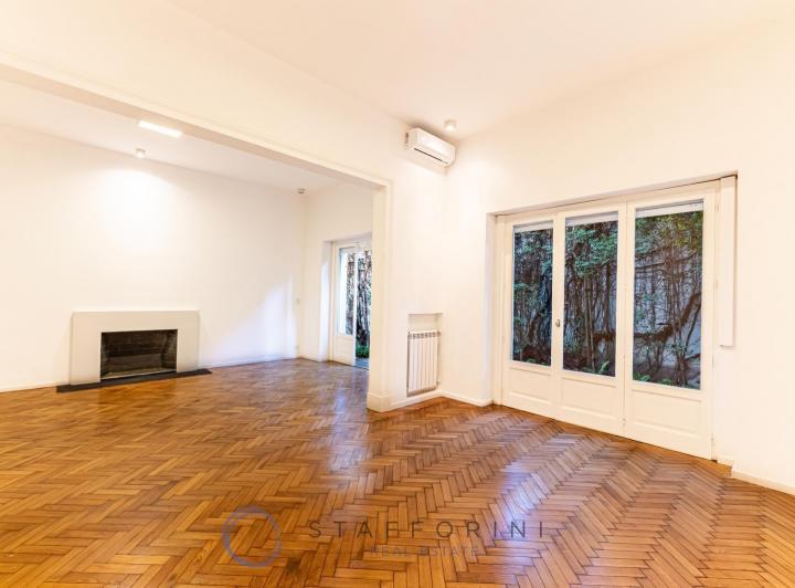 Casa 5 ambientes con terraza, patio, balcón y dependencia - belgrano R 3