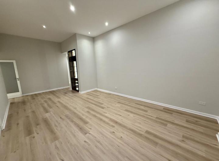 Alquiler Departamento de 4 ambientes 2 baños  patio cubierto - Belgrano R 4