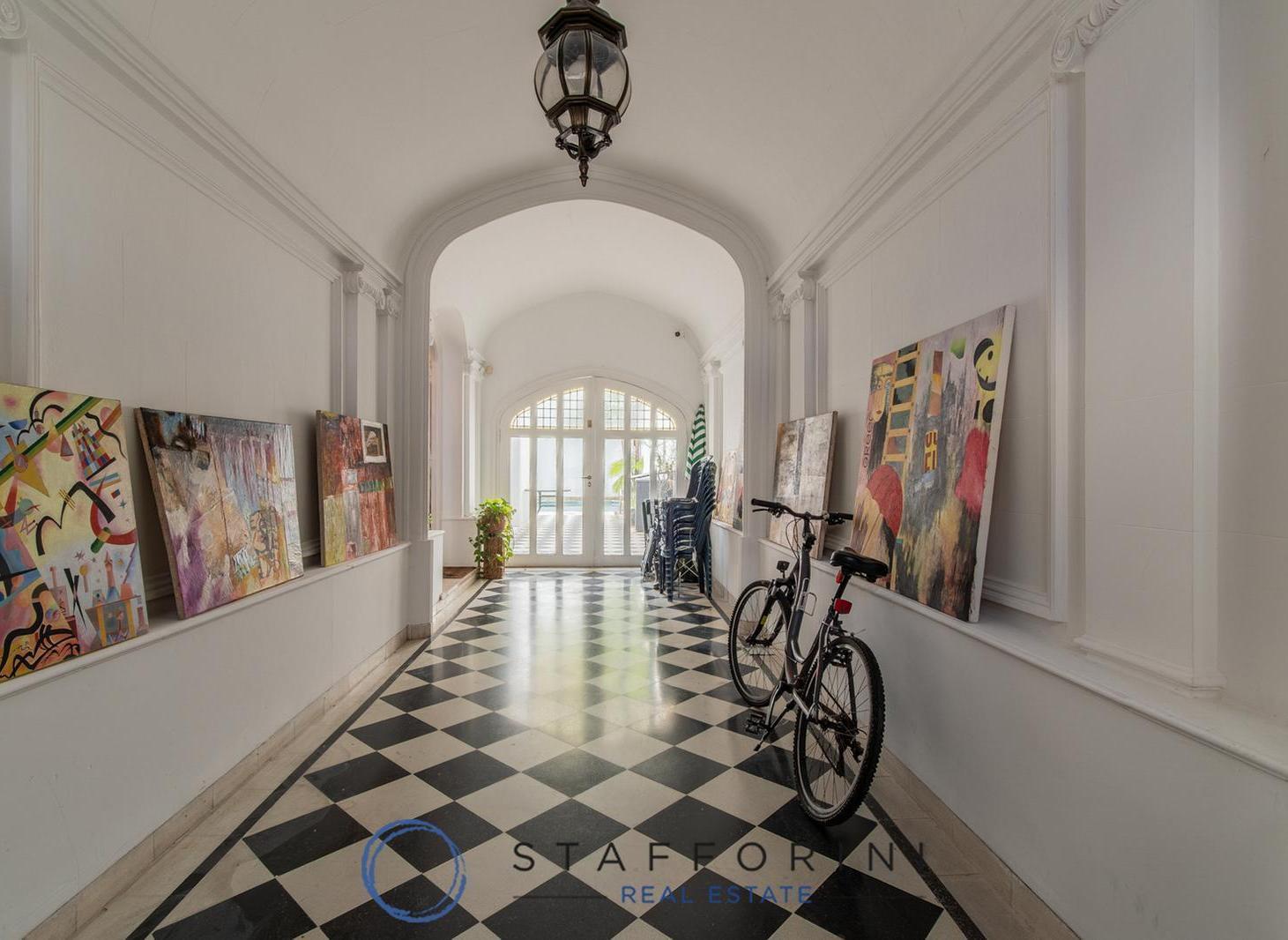 Alquiler casa en Belgrano, 8 ambientes, pileta, terraza, parrilla