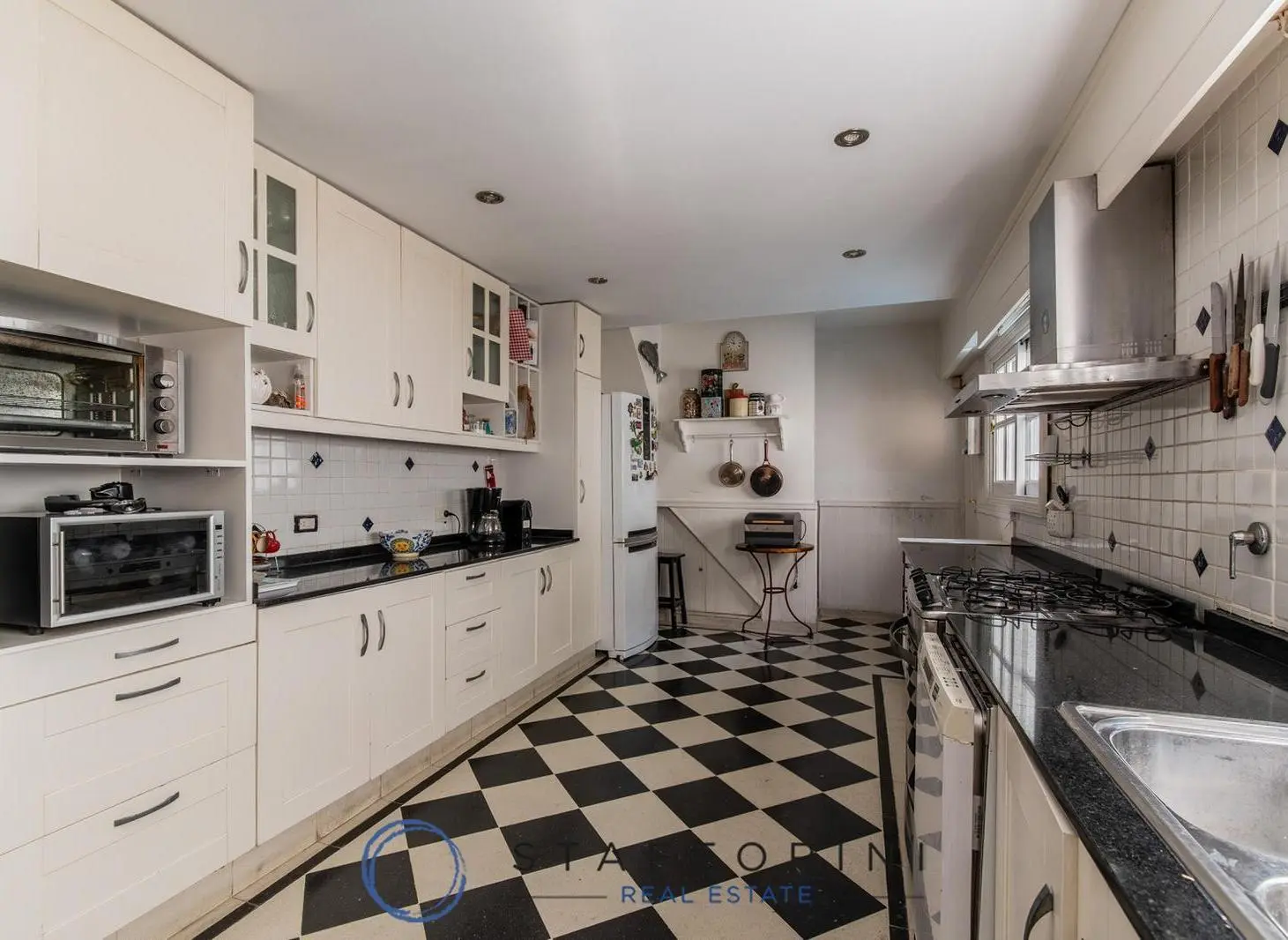 Alquiler casa en Belgrano, 8 ambientes, pileta, terraza, parrilla 2