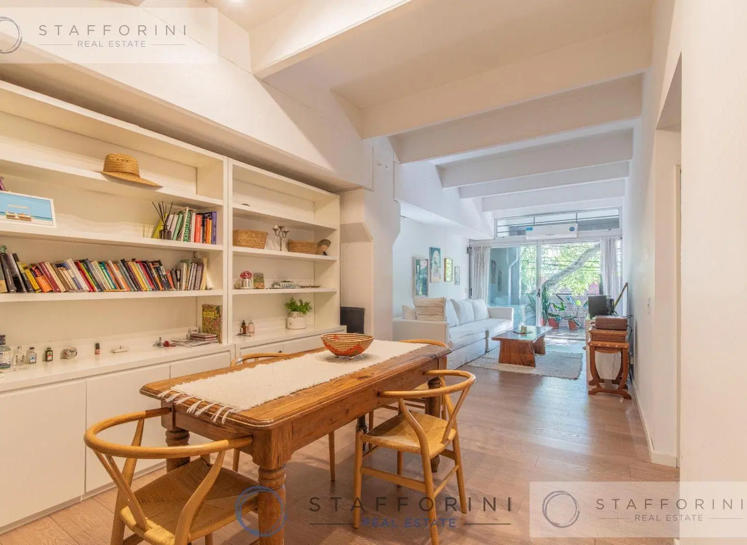 Departamento de 2 ambientes super amplio con balcón, amenities y cochera fija 2