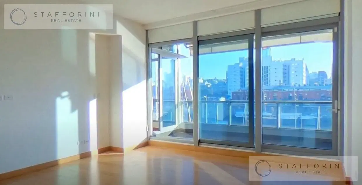 Alquiler Departamento 4 ambientes, con 3 suites, balcón  y amenities - 2 cocheras - Madero Center 3