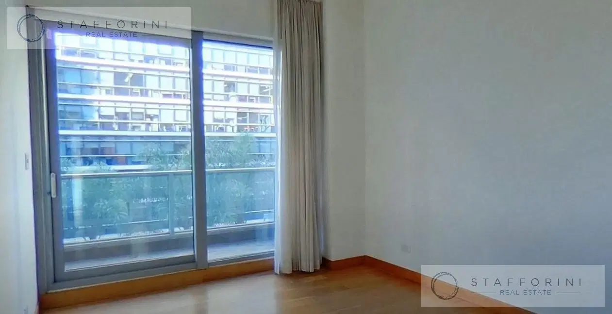 Alquiler Departamento 4 ambientes, con 3 suites, balcón  y amenities - 2 cocheras - Madero Center 4