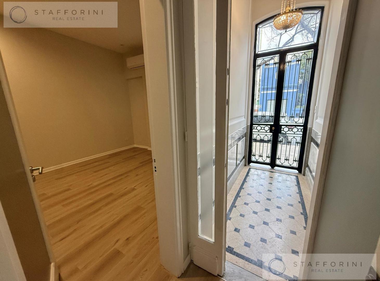 Foto de Alquiler PH de 4 ambientes con 2 baños y patio cubierto - Belgrano R, imagen 3