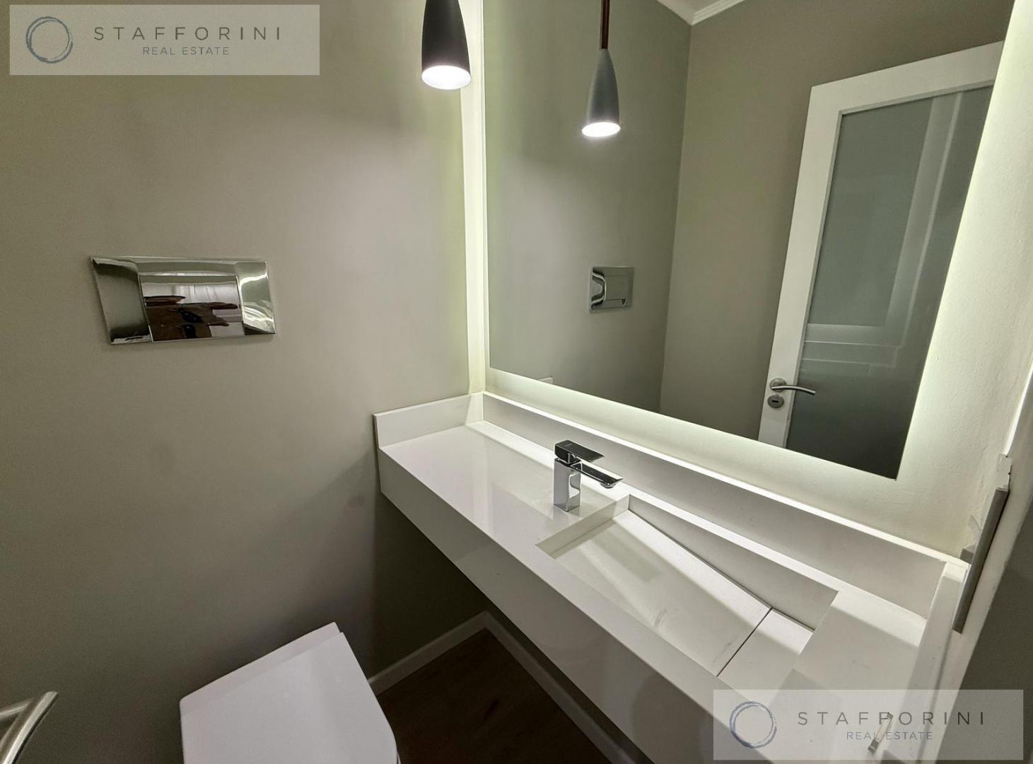 Foto de Alquiler PH de 4 ambientes con 2 baños y patio cubierto - Belgrano R, imagen 2