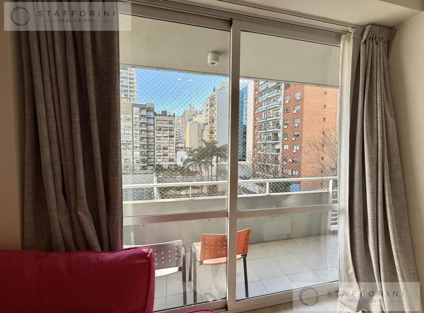 DEPARTAMENTO DE 2 AMBIENTES + COCHERA Y AMOBLADO 8