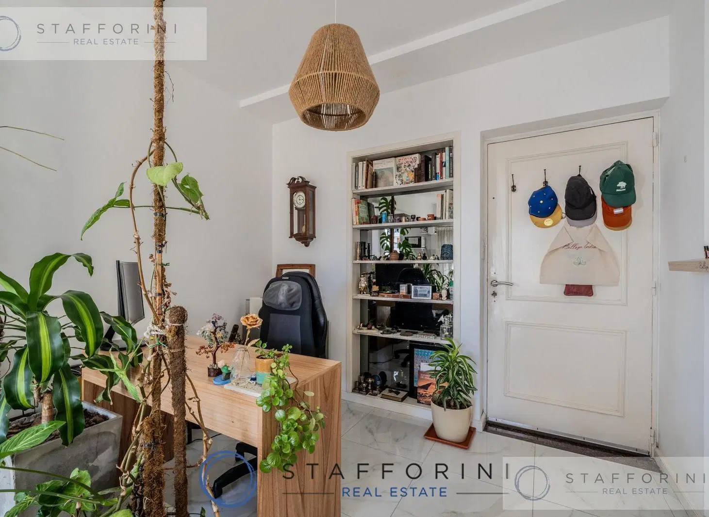 Alquiler temporal amoblado | 3 ambientes en Retiro | Piso alto con balcón y vista abierta 5