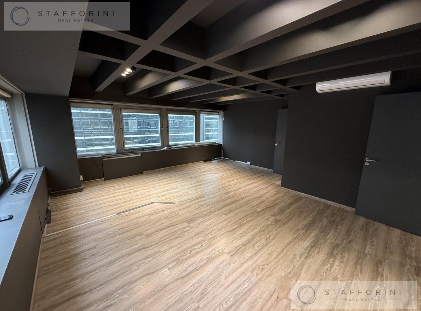 Foto de Venta Oficina | Reconquista al 100 - 3 cocheras, imagen 1
