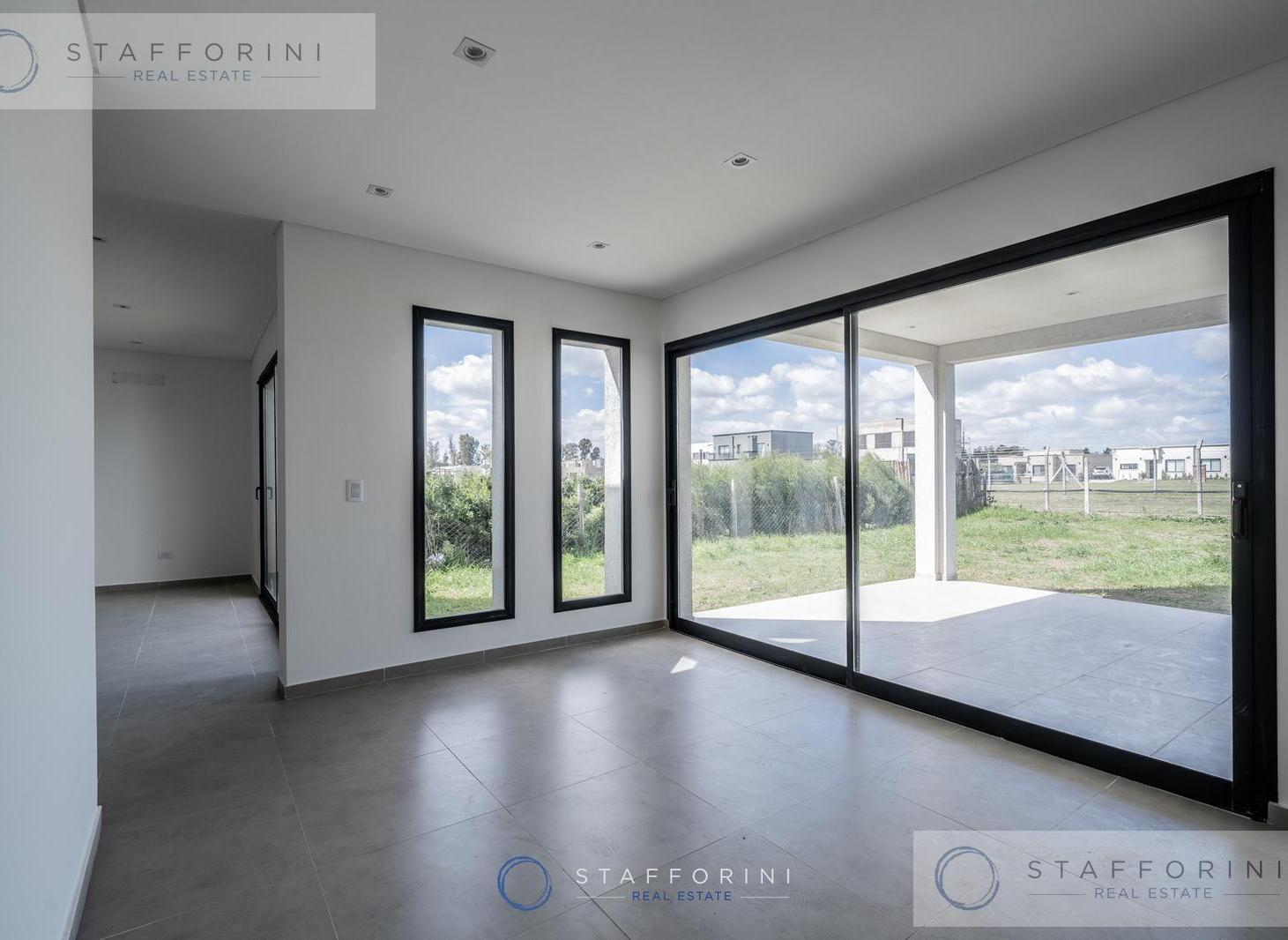 Foto de Casa a Estrenar en Barrio Santa Lucia .Pilar del Este !, imagen 1