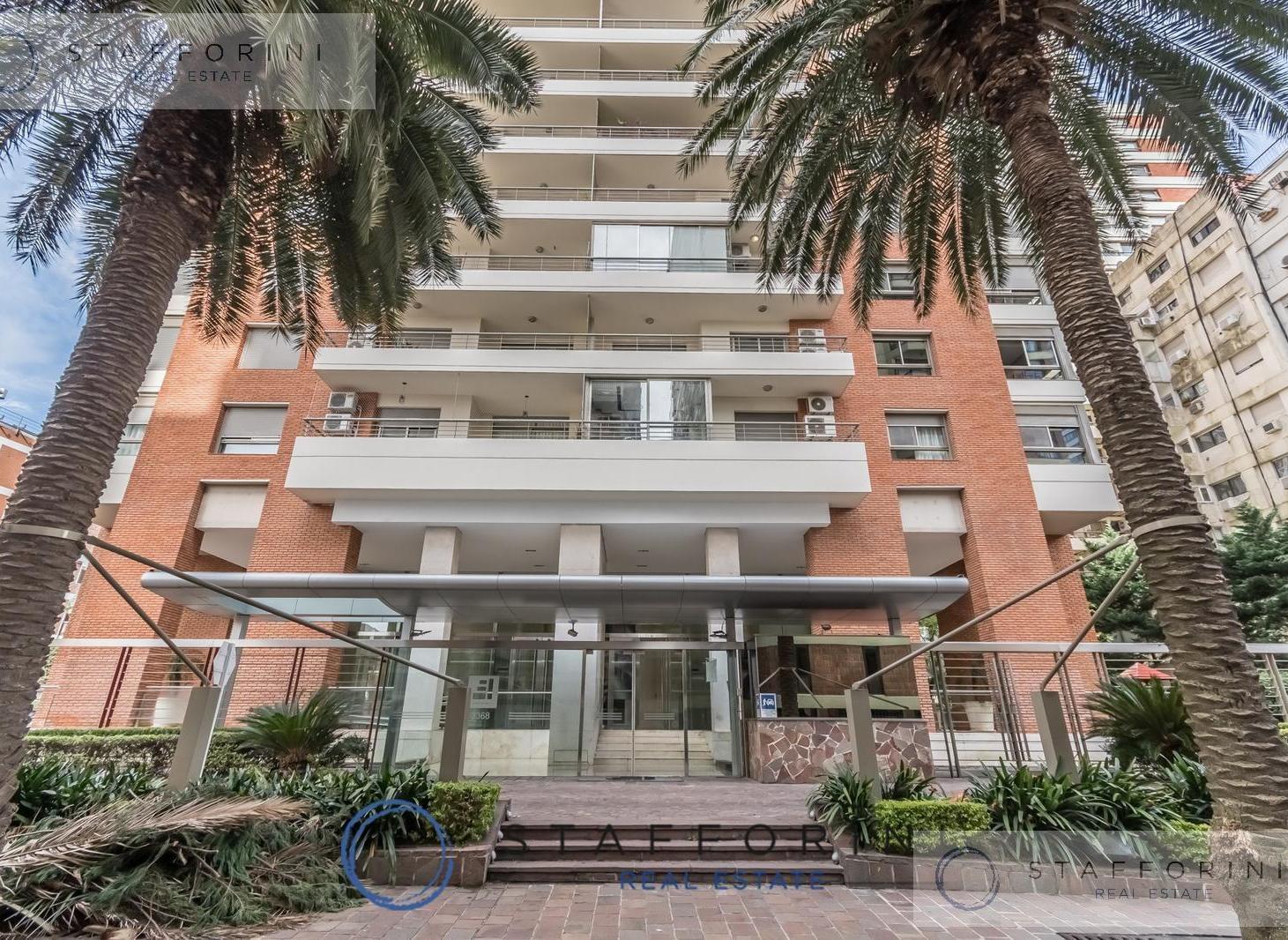 Foto de DEPARTAMENTO DE 4 AMBIENTES CON COCHERA EN TORRES GELLY, imagen 1