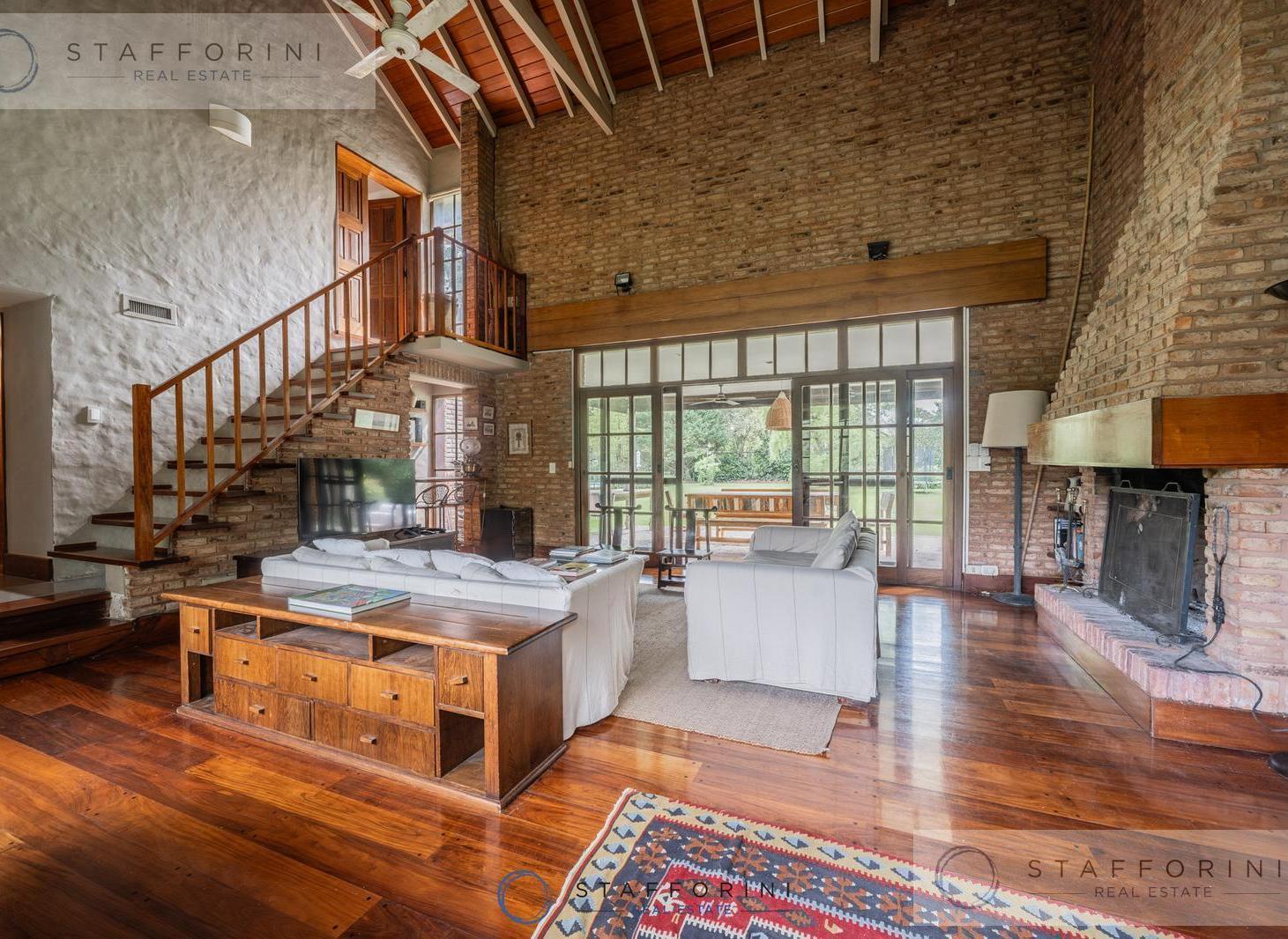 Foto de Venta Casa de 5 ambientes en Terreno de 3000 m2, imagen 3