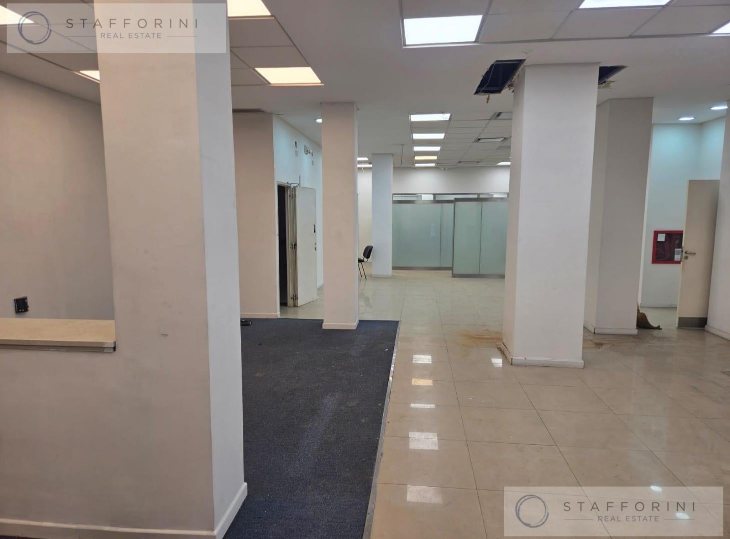 Foto de Local en alquiler en Av. Córdoba | 538 m² y 10,55 m de frente., imagen 3
