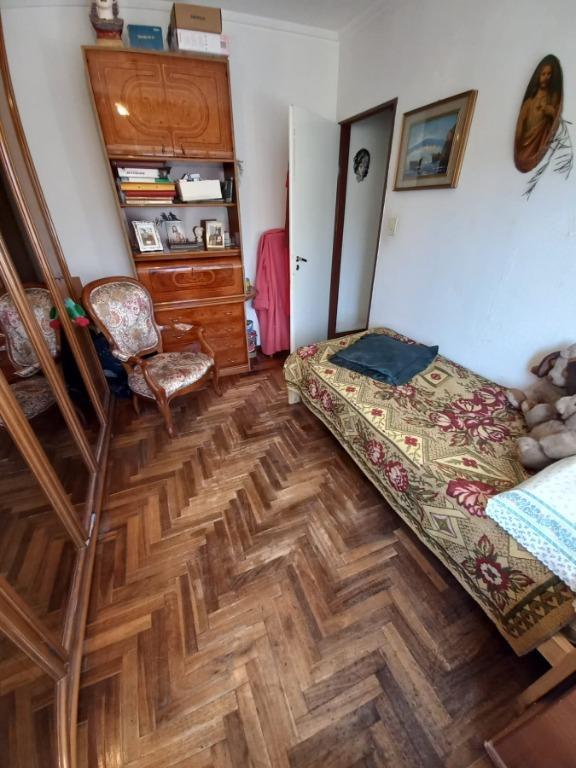 Venta Departamento de 3 Ambientes - Calle Cerrito y Solís 3