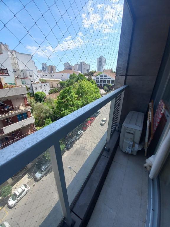 Departamento de 2 Ambientes en Edificio Royal Park