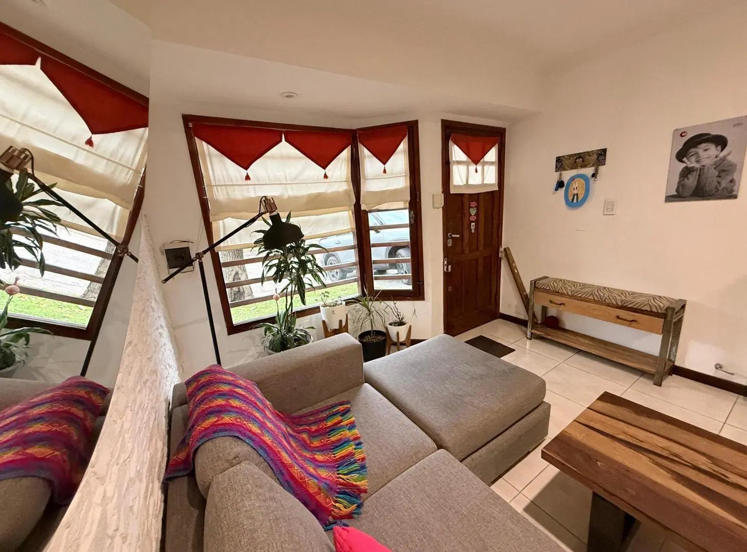 Excelente duplex de 4 ambientes en Villa Primera 2