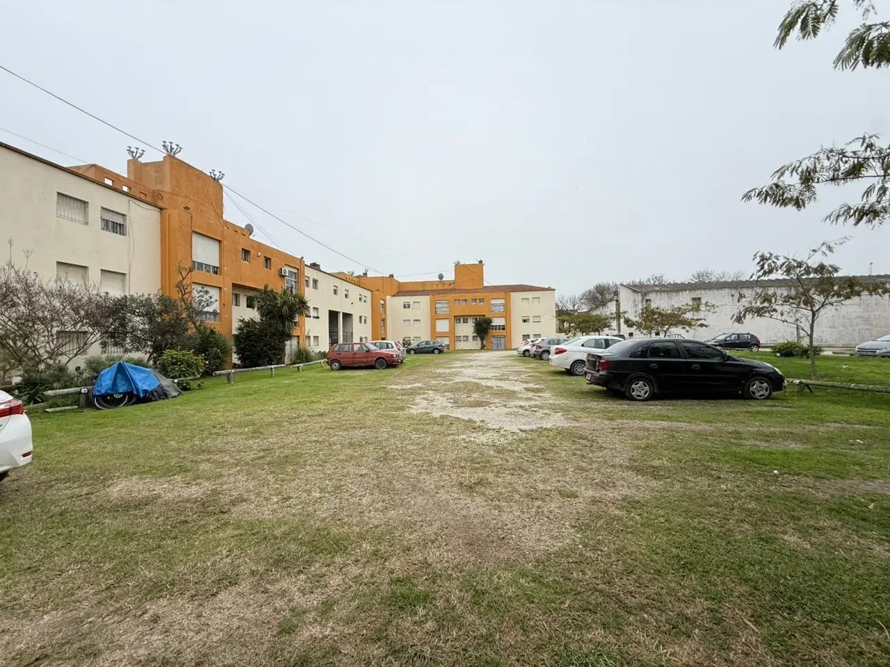 Departamento de 3 ambientes con espacio de vehículo 3