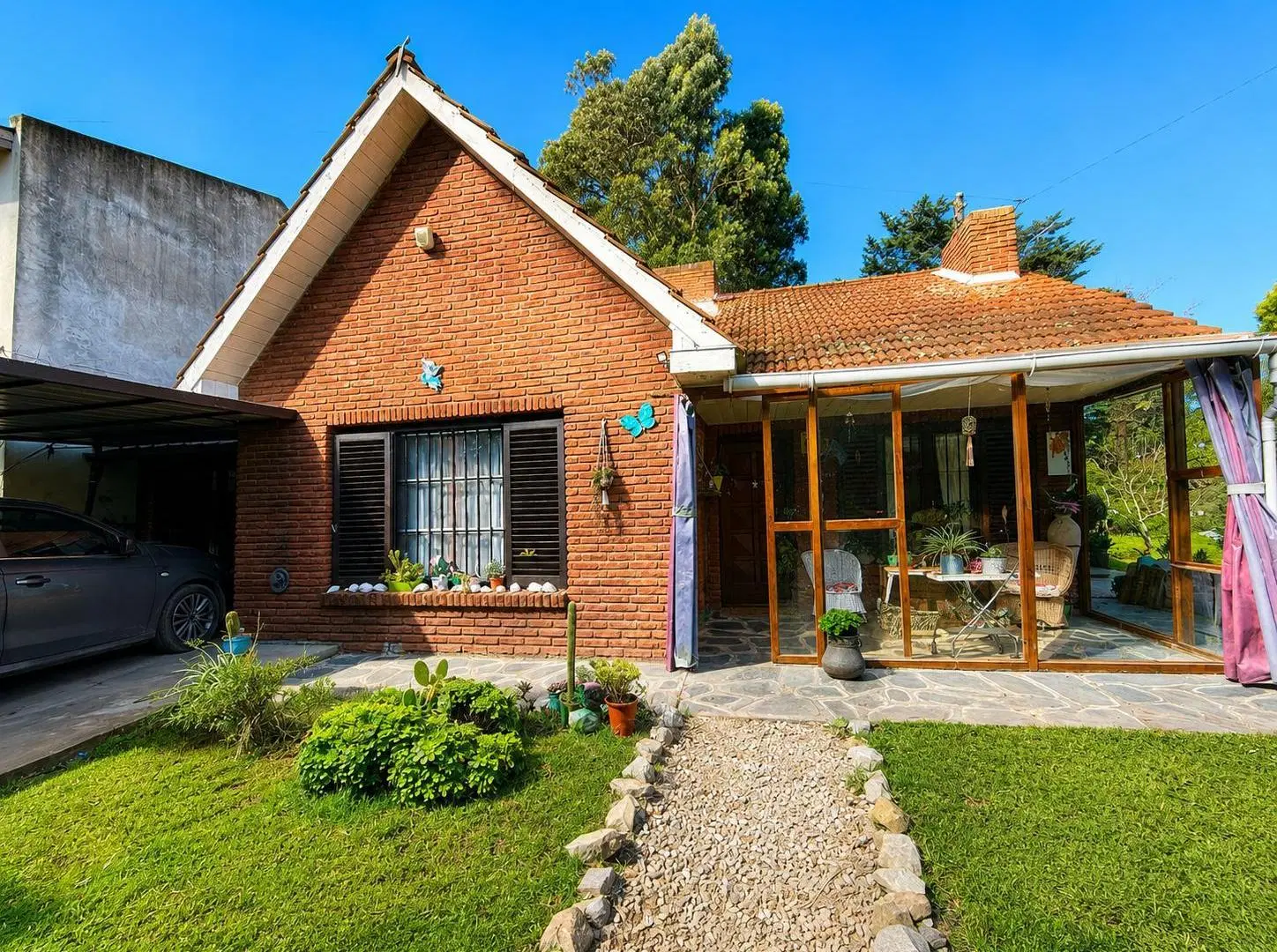 Casa de 3 ambientes con parque y lote adicional en Bosque Peralta Ramos 5