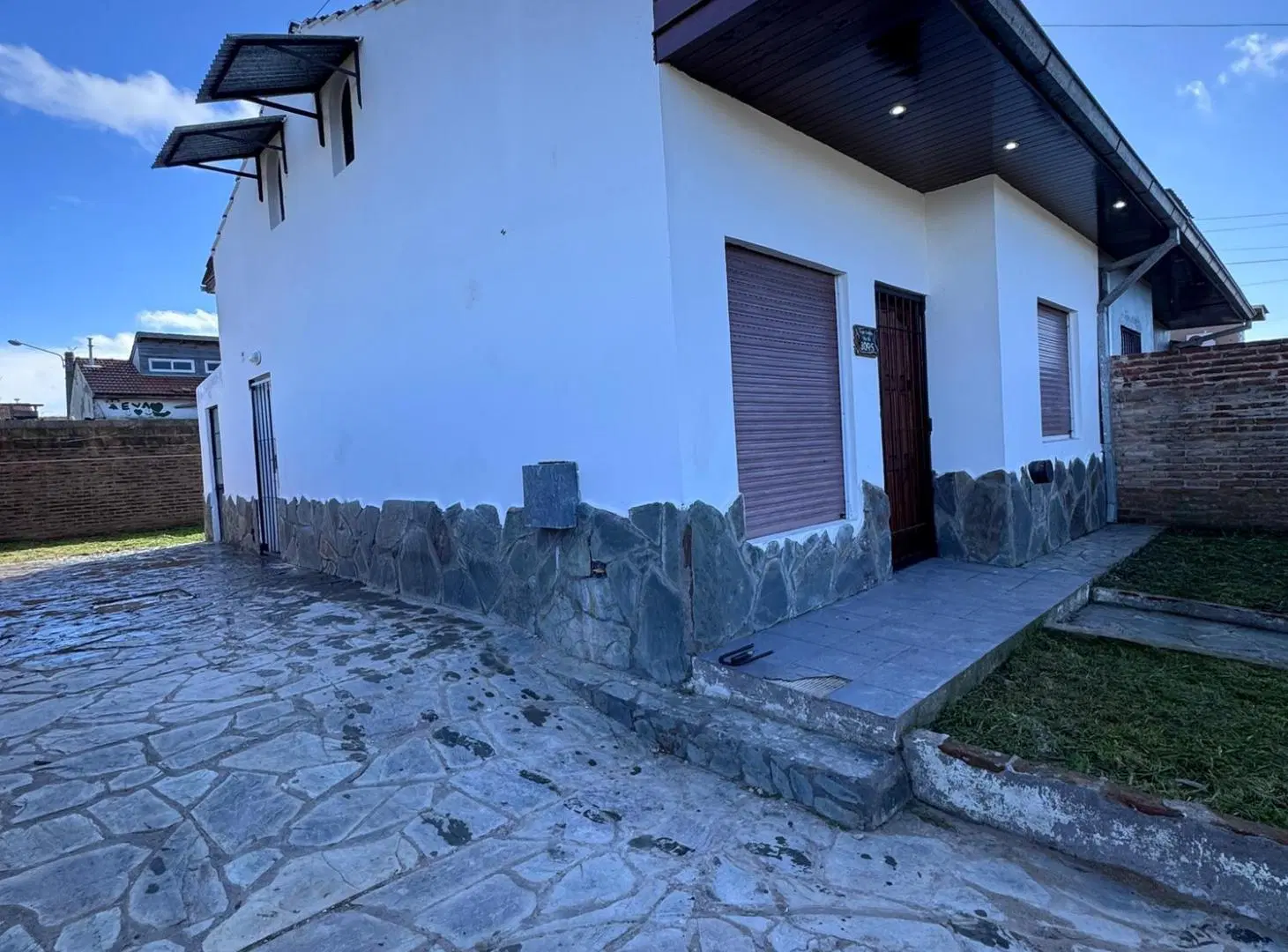 Alquiler 24 meses. Casa de 3 ambientes 1