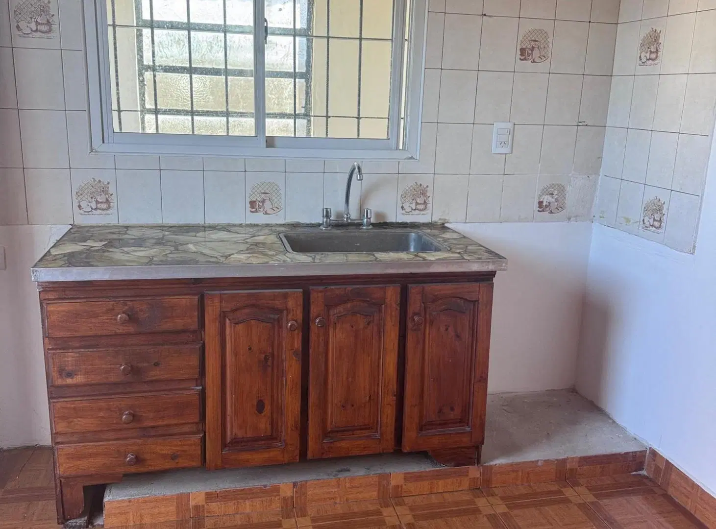 Alquiler 24 meses. Casa de 3 ambientes 3