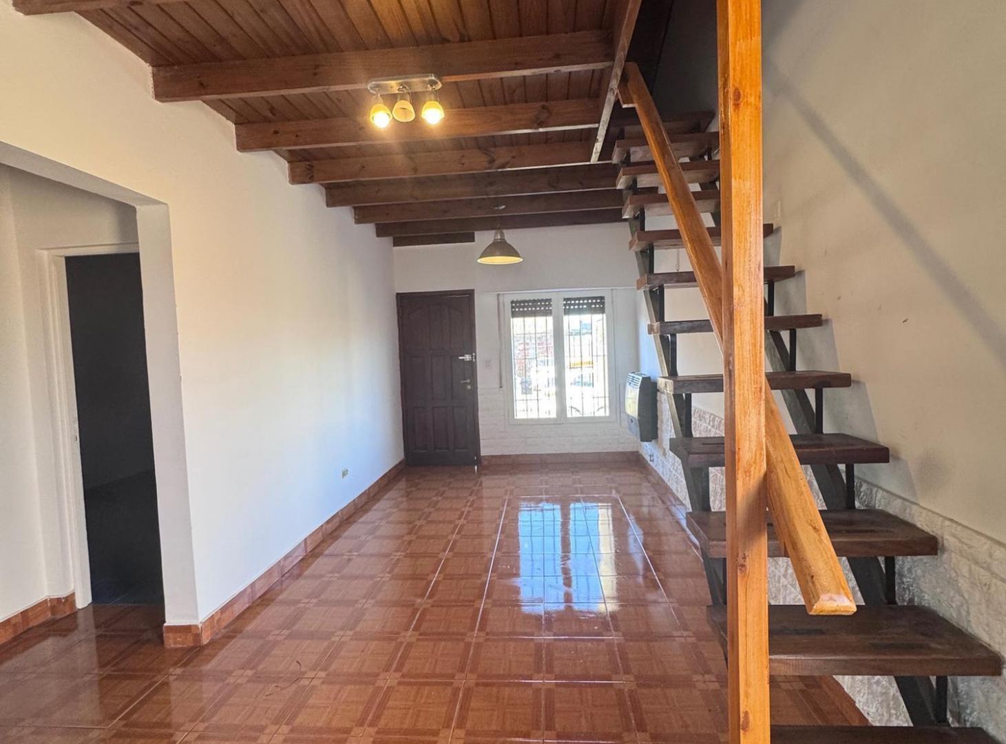 Foto de Alquiler 24 meses. Casa de 3 ambientes, imagen 3